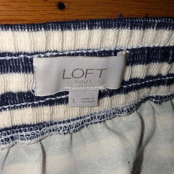 LOFT Cream & Navy Striped Knit Skirt - Picture 6 of 6